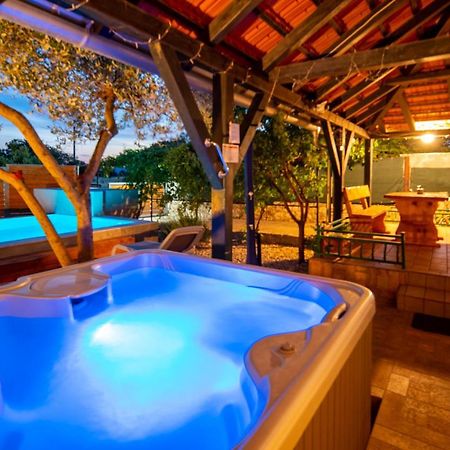 Holiday House Cvita Biograd Na Moru Bagian luar foto
