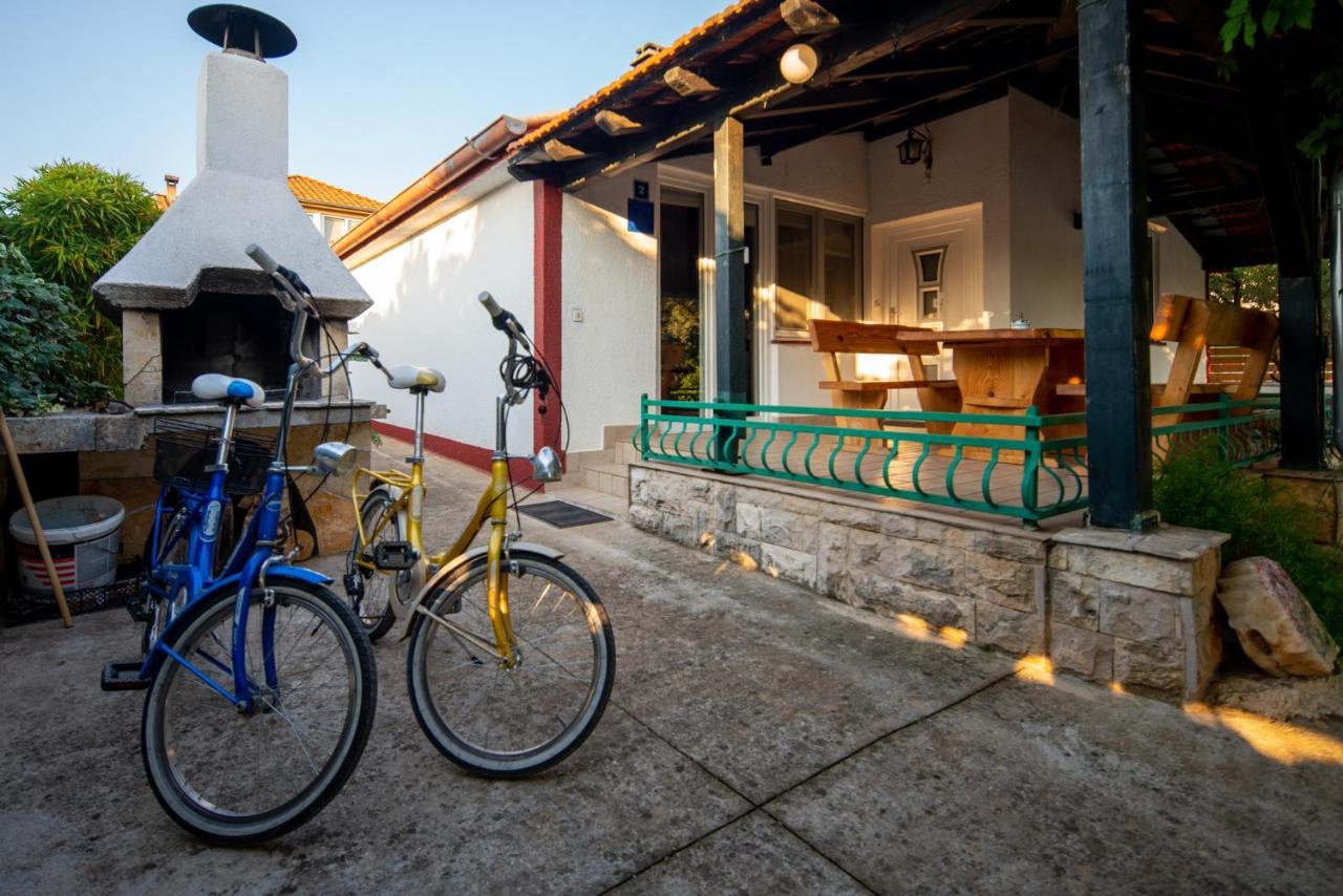 Holiday House Cvita Biograd Na Moru Bagian luar foto